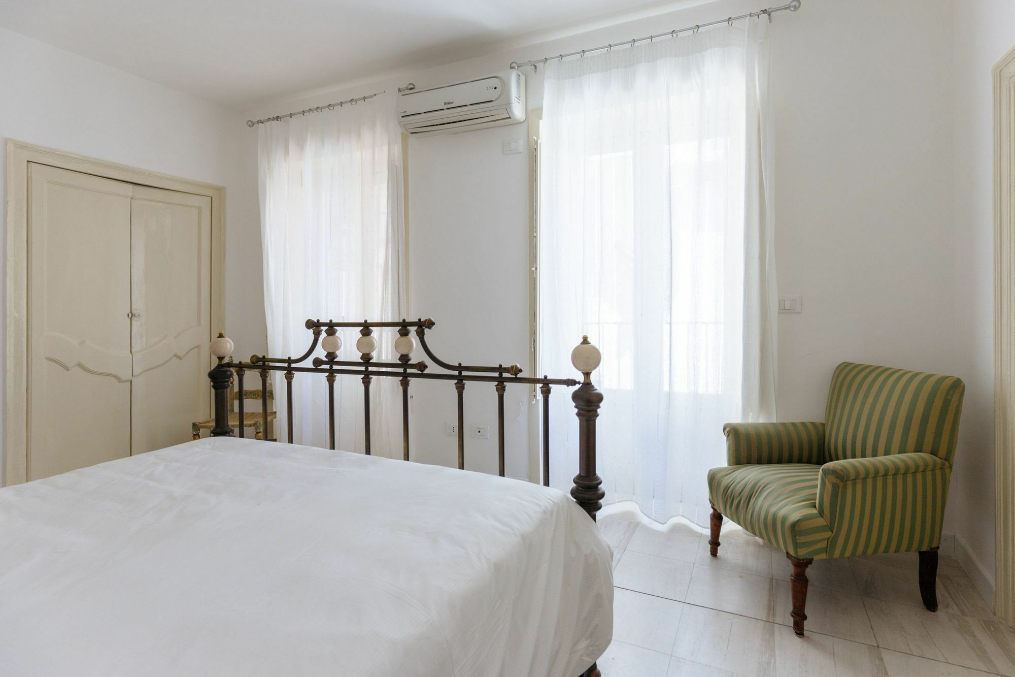 פלרמו Sant'Elia Prestige Apartment With Balcony מראה חיצוני תמונה