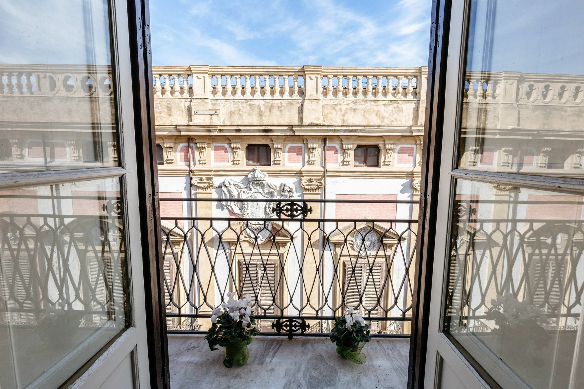 פלרמו Sant'Elia Prestige Apartment With Balcony מראה חיצוני תמונה